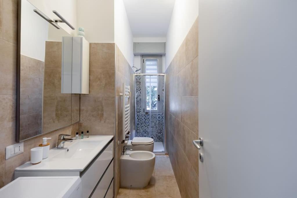 Linate Airport Elegant Suite,Tram 1 Minute Away Milan Exterior photo